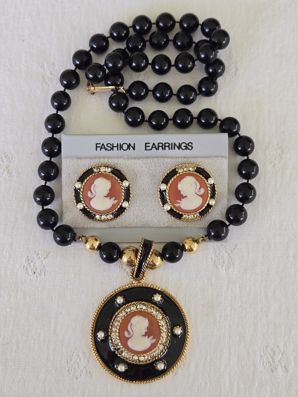 Vintage Unsigned Black and Gold Cameo Necklace & Earring Set
